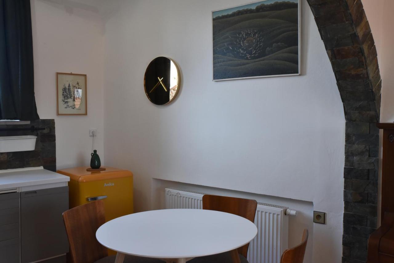 Apartman S Klavirem Леднице Экстерьер фото